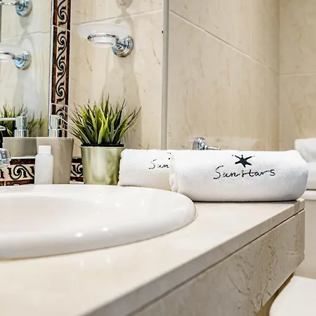 Sunshine Getaway In Nueva Andalucia Close To Centro Plaza Apartment