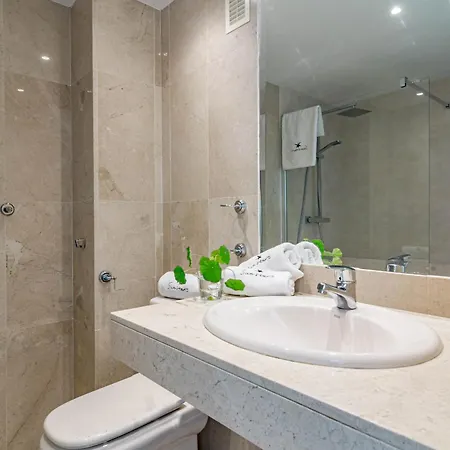 Apartment Sunshine Getaway In Nueva Andalucia Close To Centro Plaza Marbella
