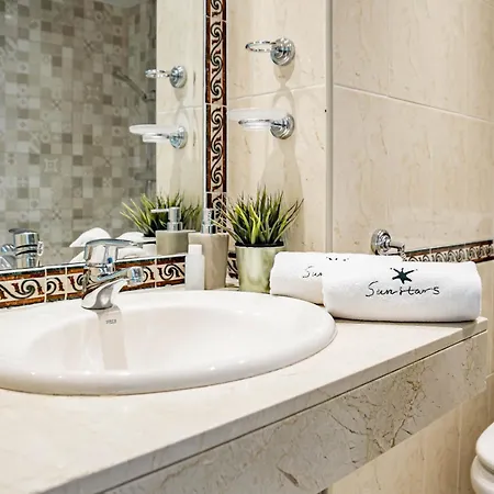 Sunshine Getaway In Nueva Andalucia Close To Centro Plaza *