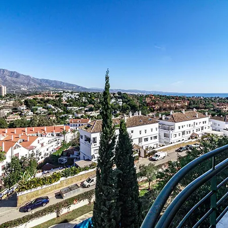 Apartment Sunshine Getaway In Nueva Andalucia Close To Centro Plaza *