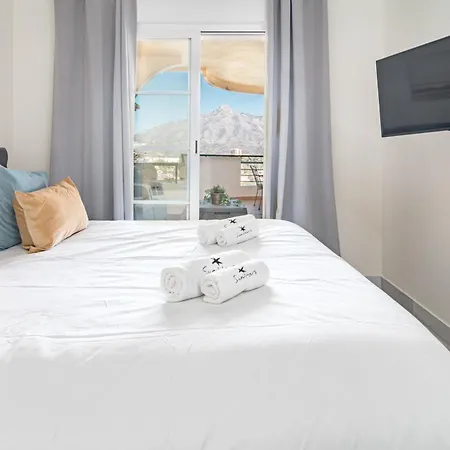 Sunshine Getaway In Nueva Andalucia Close To Centro Plaza Apartment *