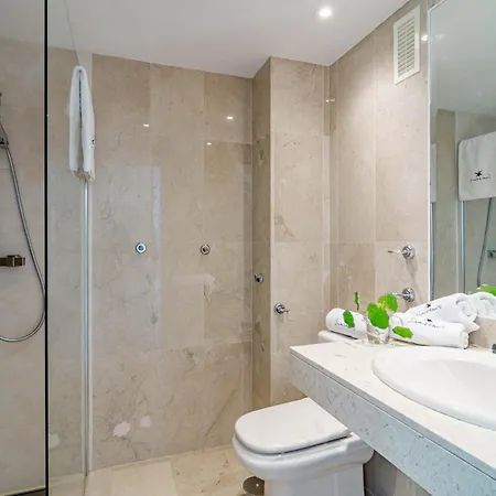 Sunshine Getaway In Nueva Andalucia Close To Centro Plaza Apartment Marbella