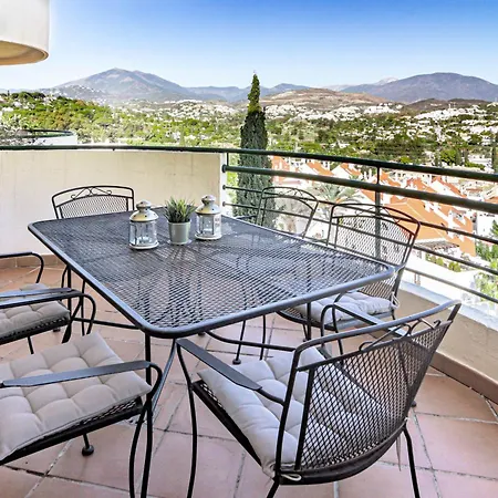 Sunshine Getaway In Nueva Andalucia Close To Centro Plaza * Marbella