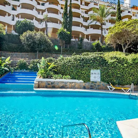 Apartment Sunshine Getaway In Nueva Andalucia Close To Centro Plaza