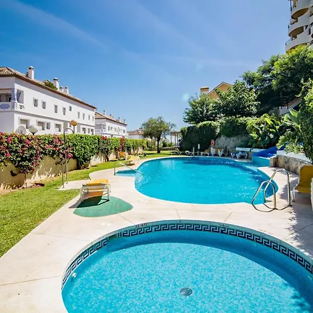 Sunshine Getaway In Nueva Andalucia Close To Centro Plaza Apartment Marbella